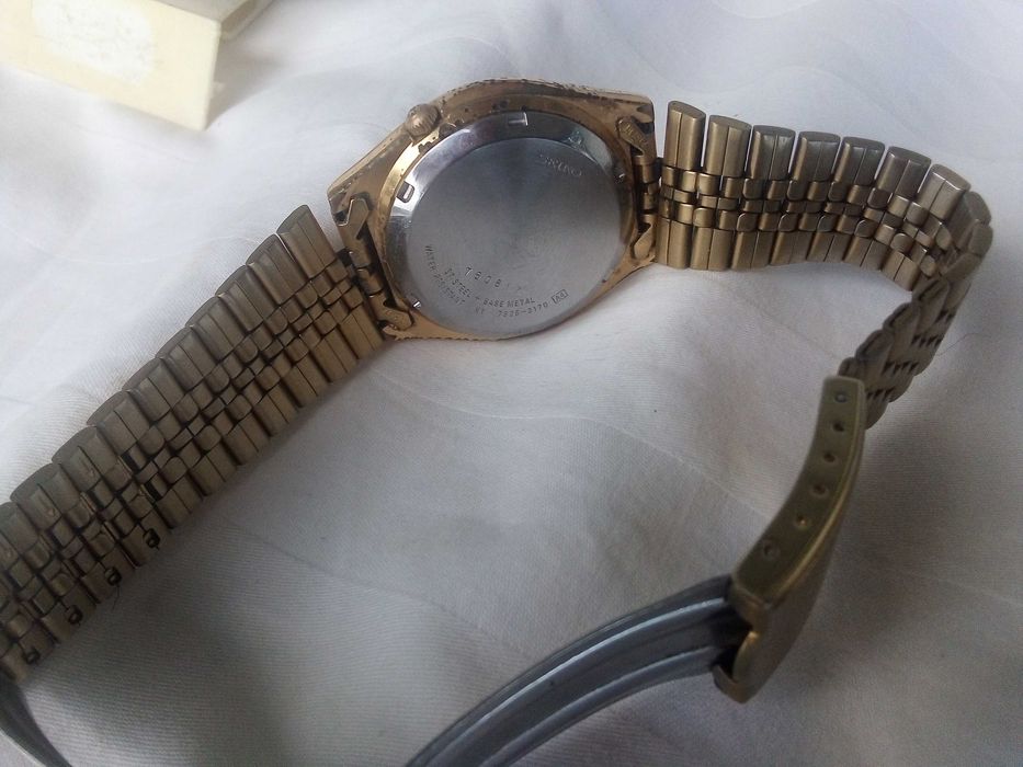 Часовник SEIKO 5 Automatic GOLD