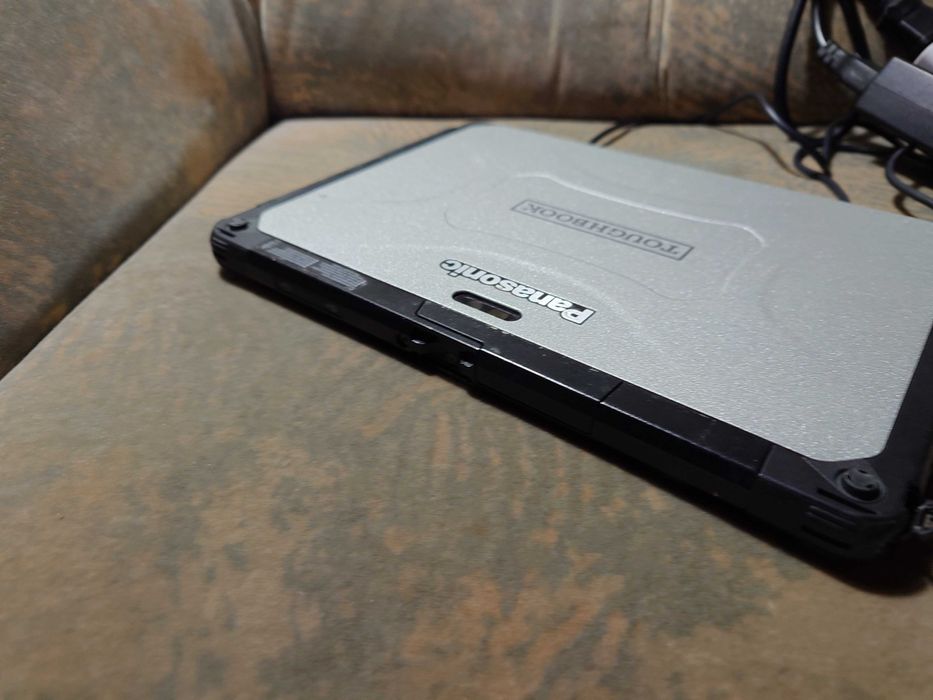 Panasonic CF20 intel I5-7Y57 8gb 256 GB  WLAN diagnoza, 20 ore - teste