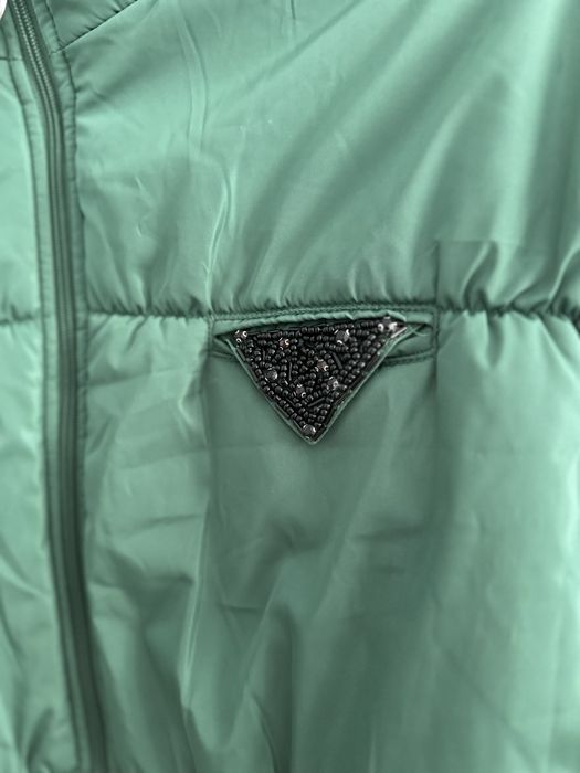 Безрукавка женский