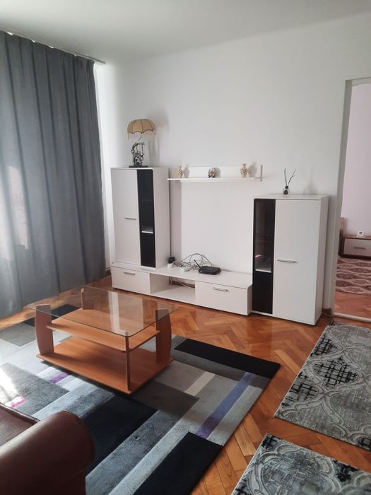 Închiriez apartament 2 camere