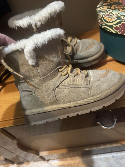 Продам детские зимнии угги