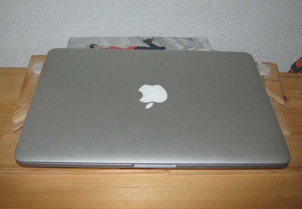 Macbook Pro 2015 13'' Retina Display I5 2.9ghz 8GB Ram 512 SSD