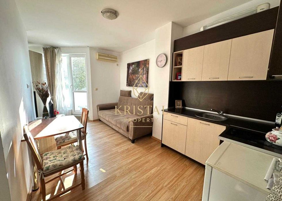 Продава се Двустаен апартамент в к.к. Слънчев бряг - 50 кв.м за 1300 €/кв.м - Снимка #2