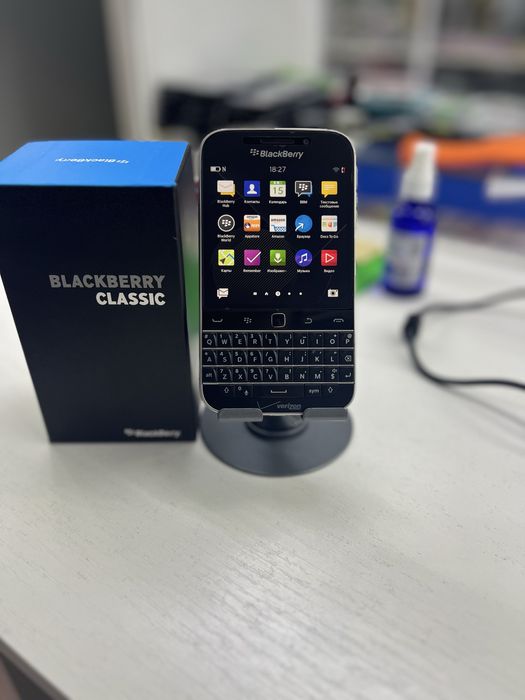 Продаю телефон BlackBerry
