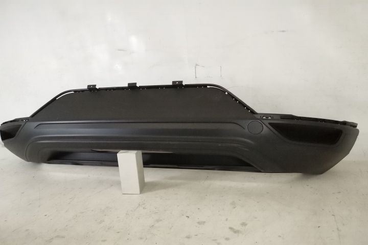 Оригинален заден спойлер/предпазна броня във добро състояние Фолксваге