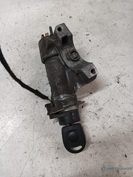Contact Cu Cheie Seat Cordoba Iii (6L2) [ 2002 - 2009 ] Oem 4B0905851C