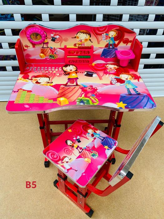 Birou copii pentru fete si baieti reglabile pe inaltimea copilului