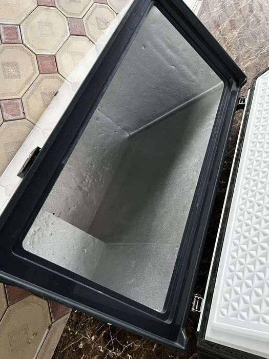 Морозильник ,обьем 275 л