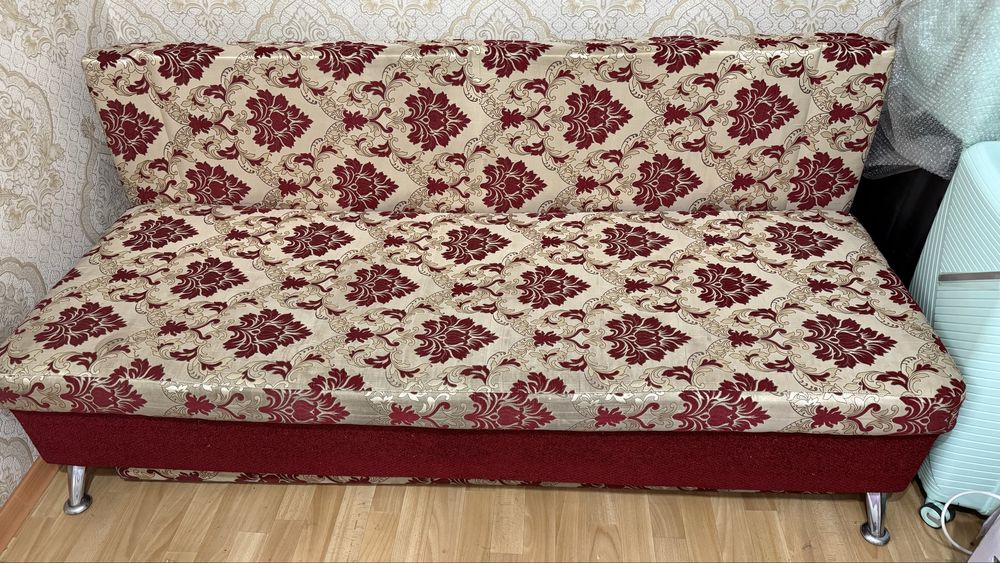 СРОЧНО продам диван