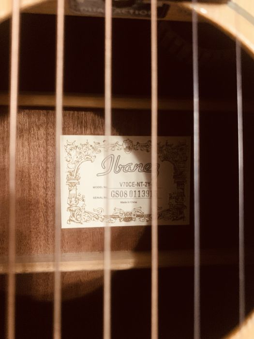 Chitară acustică Ibanez