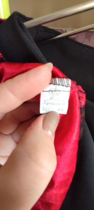 Продам платье  на  девочку