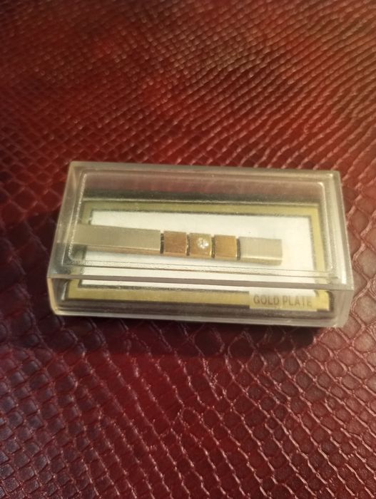 Зажим для галстука.