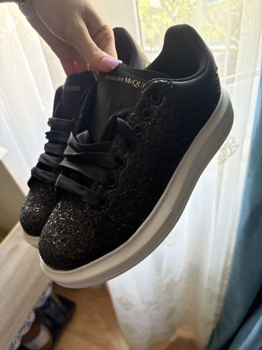 Adidasi Alexander McQueen