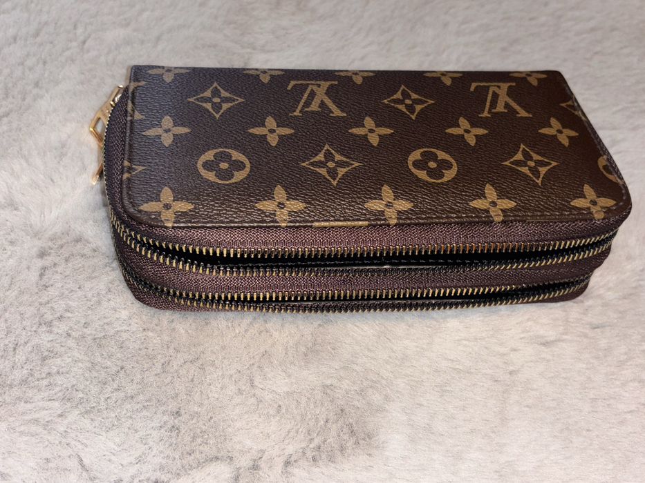 Portofel louis Vuitton