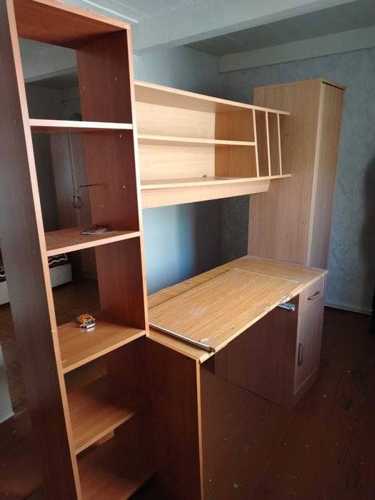 Продам диван и компьютерный стол