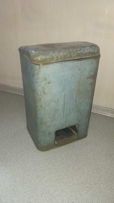 урна домашняя с педалью СССР - рэтро