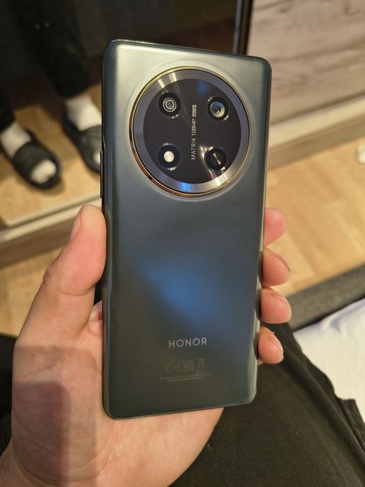 Vând schimb Honor Magic 7 lite