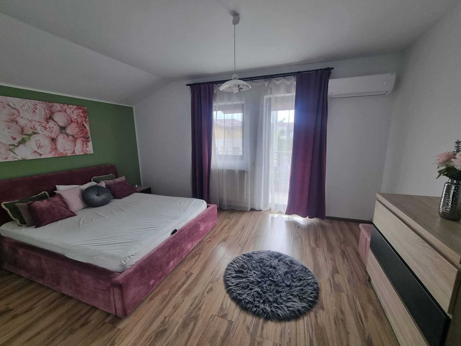 Inchiriere vila 4 camere, 2 bai, terasa, zona linistita