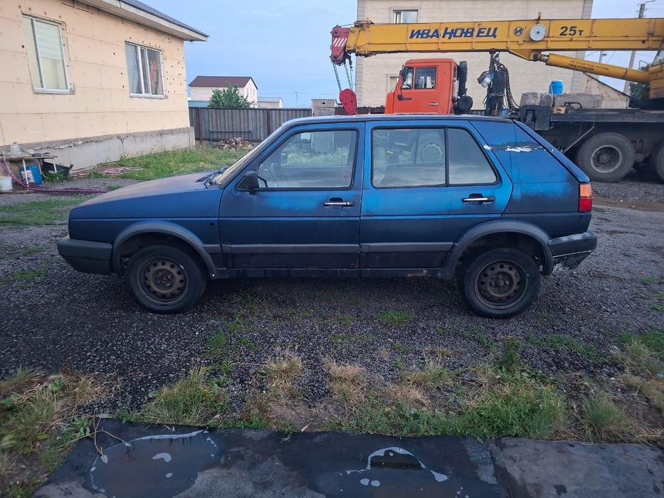 Продаётся автомобиль Гольф-2, 1992