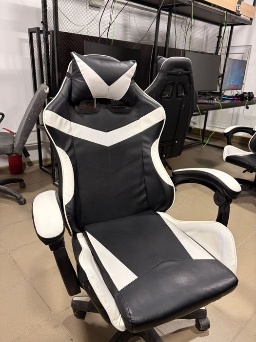 Продам игровое кресло