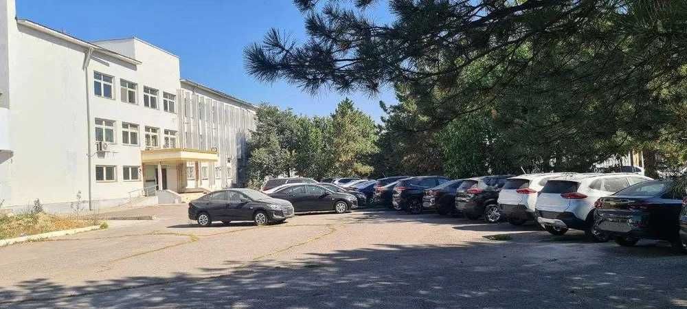 Сдаётся здание под школу клинику Сергили  4