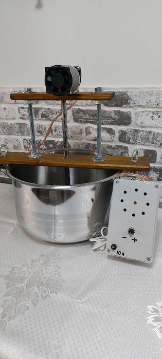 Amestecator automat pentru gemuri,  zacusca, bulion ,ketchup, crema de prajitura ,jumer etc