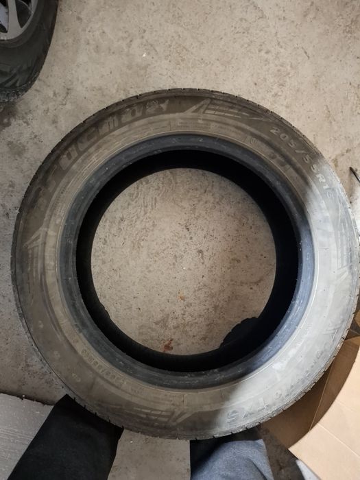 Продаются покрышки