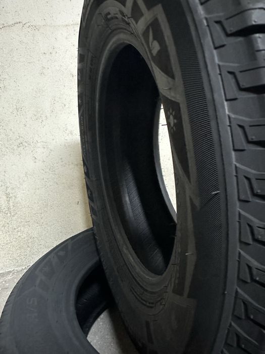 Нови всесезонни бусови гуми LANDSPIDER DURATRAXX VAN A/S 235/65R16C 115/113S 2356516C