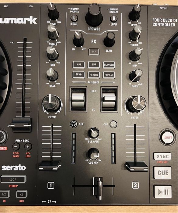 Vand consola Dj numark