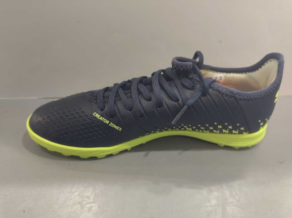 ПРОМОЦИЯ 20% Puma N37,5,Детски футболни стоножки.Нови.Оригинал.