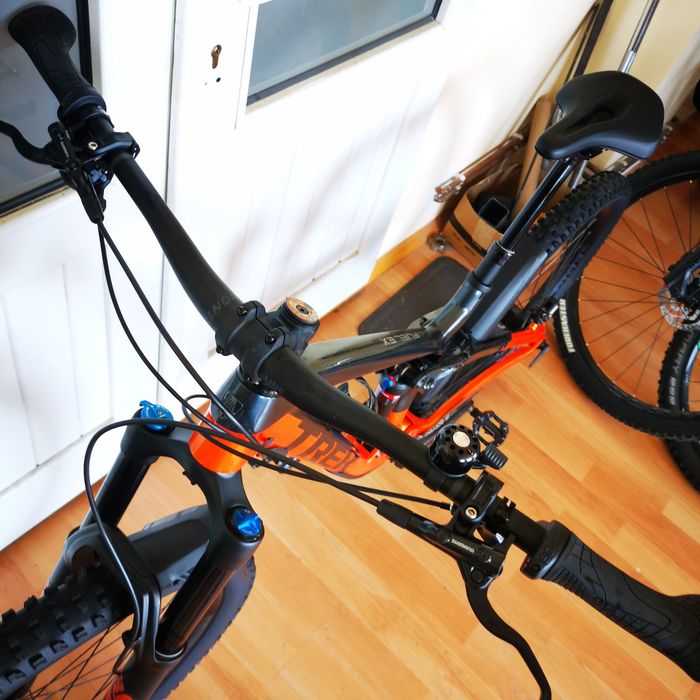 Bicicleta mtb full suspension carbon Trek Fuel Ex 29 Fox 2022 noua