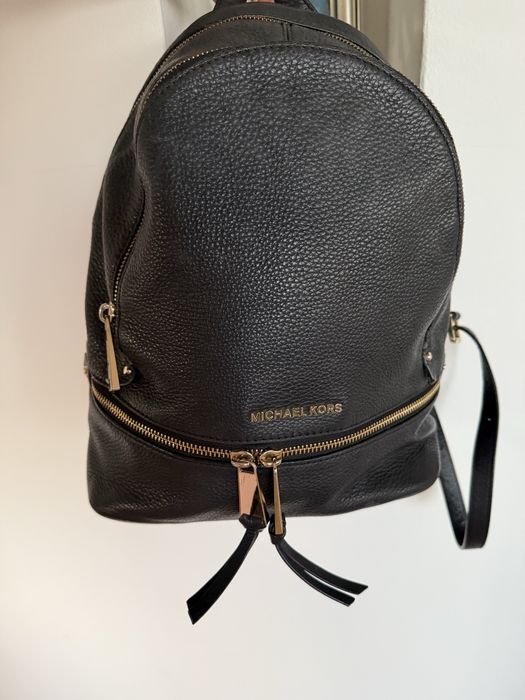 Оригинална раница Michael Kors -естествена кожа