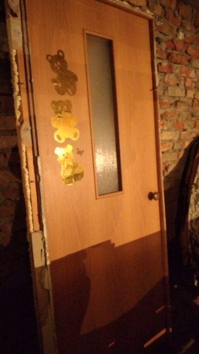 Продам двери в хорошем состоянии!
