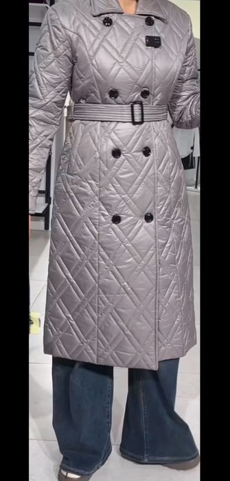 Продам пальто демисезонное  стеганное