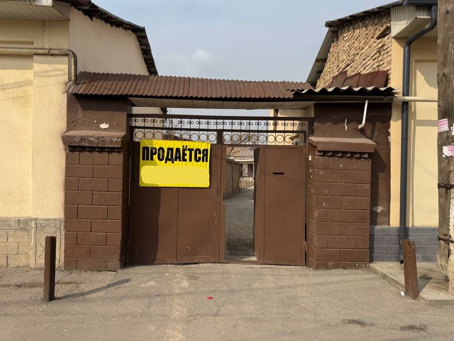 Продается участок 5.5 соток 17.000 за сотку ор-р рисовый базар срочно