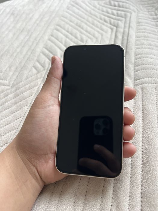 Продаю Iphone 14 без ремонта состояние идеал