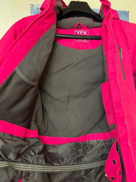 Продам куртку как новая