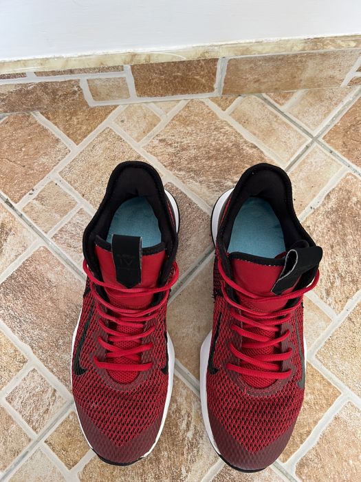 Nike LeBron 4 Witness