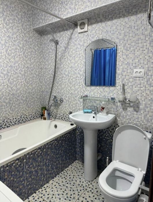 Срочно Сдаётся квартира ц-5 метро минор 3-комн евро ремонт укомплектов