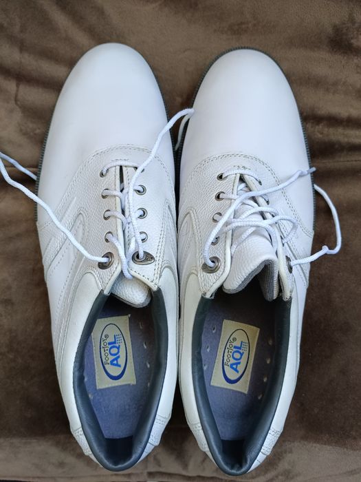 Ботинки для гольфа, специальные ботинки