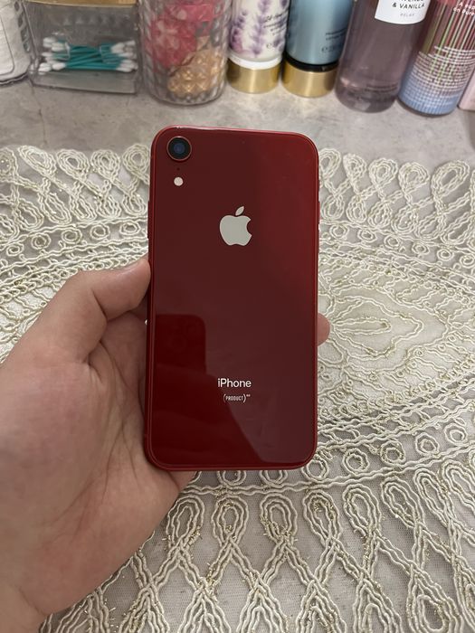 Iphone xr red 128gb aybi bor