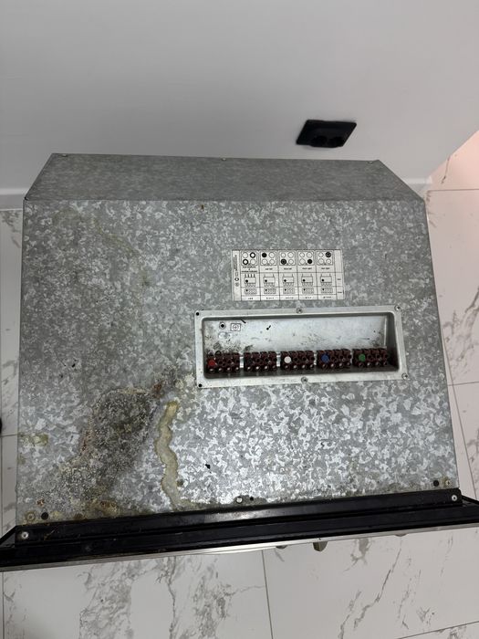 Plită și cuptor electric elektrabregenz, în stare bună de funcționare.