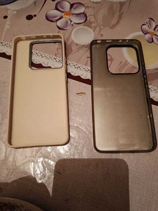 Продам чехлы новые.