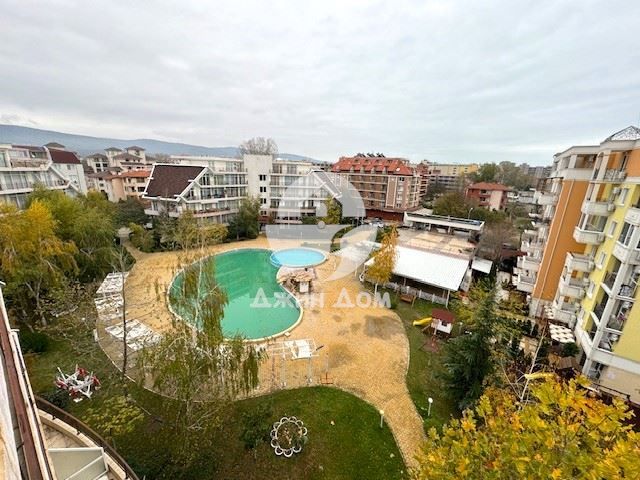 Продава се Двустаен апартамент в к.к. Слънчев бряг - 69 кв.м за 943 €/кв.м - Снимка #6