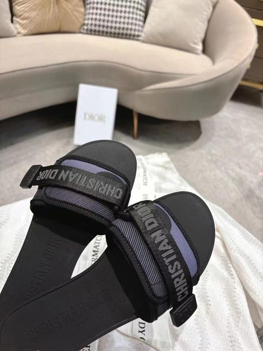 Дамски чехли Dior
