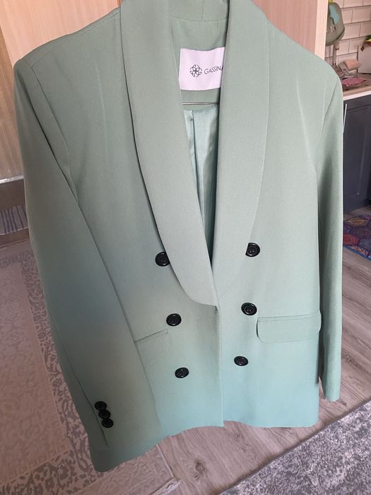 Пиджак женский 44 размер