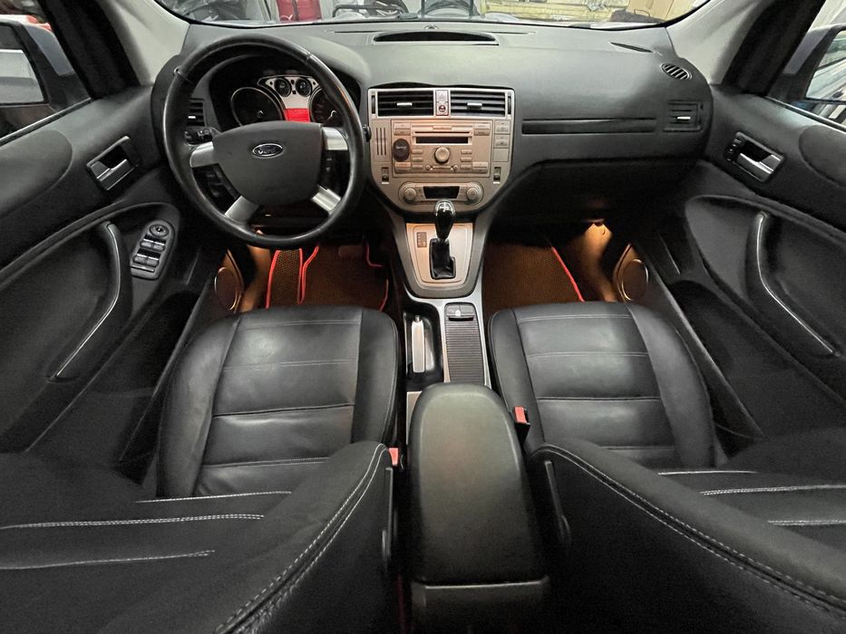 Ford Kuga Titanium 2.0 D 4x4 Cutie Automata in Garantie!!