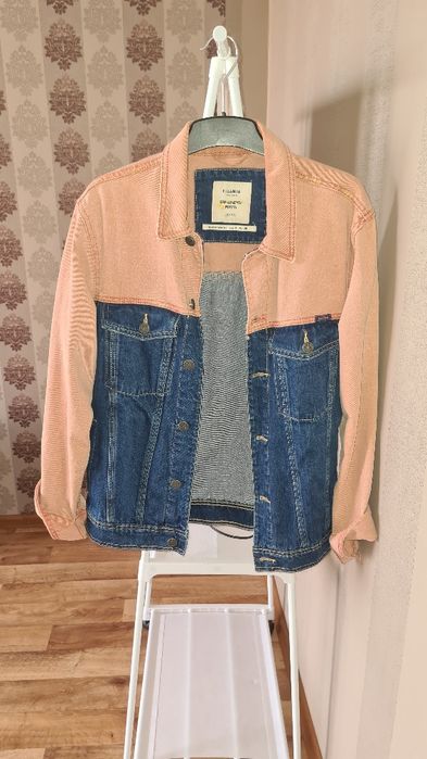 Отличная джинсовка