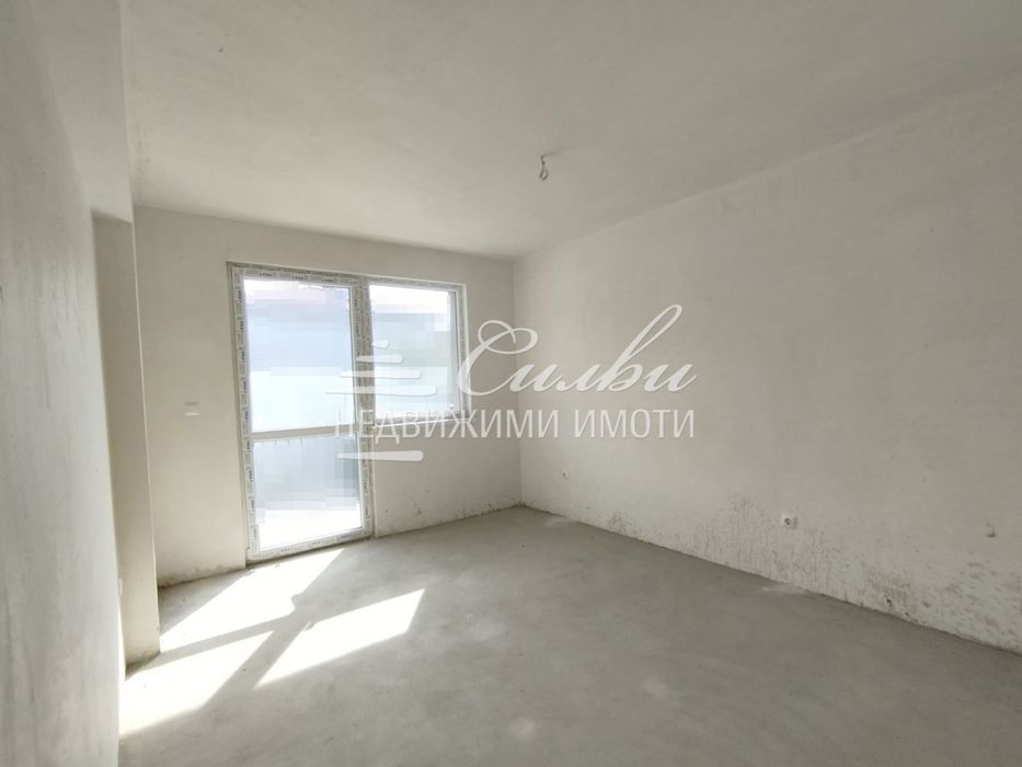 Продава се Тристаен апартамент в Шумен, Дивизионна болница - 135 кв.м за 1038 €/кв.м - Снимка #3