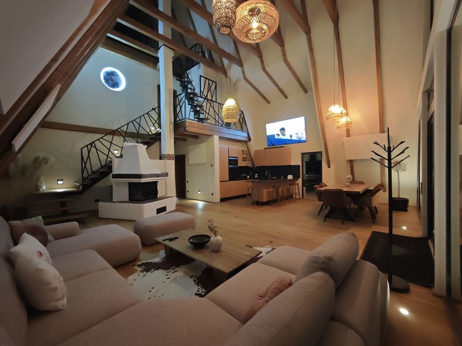 Cabana Chalet Rafenstein de inchiriat - ciubăr privat inclus în preț